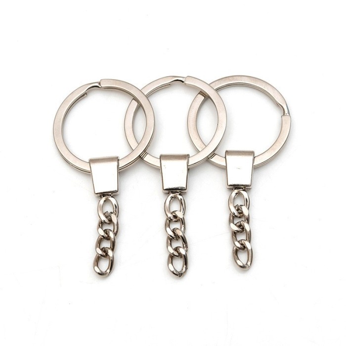 Anneau porte-clés plat avec chaîne